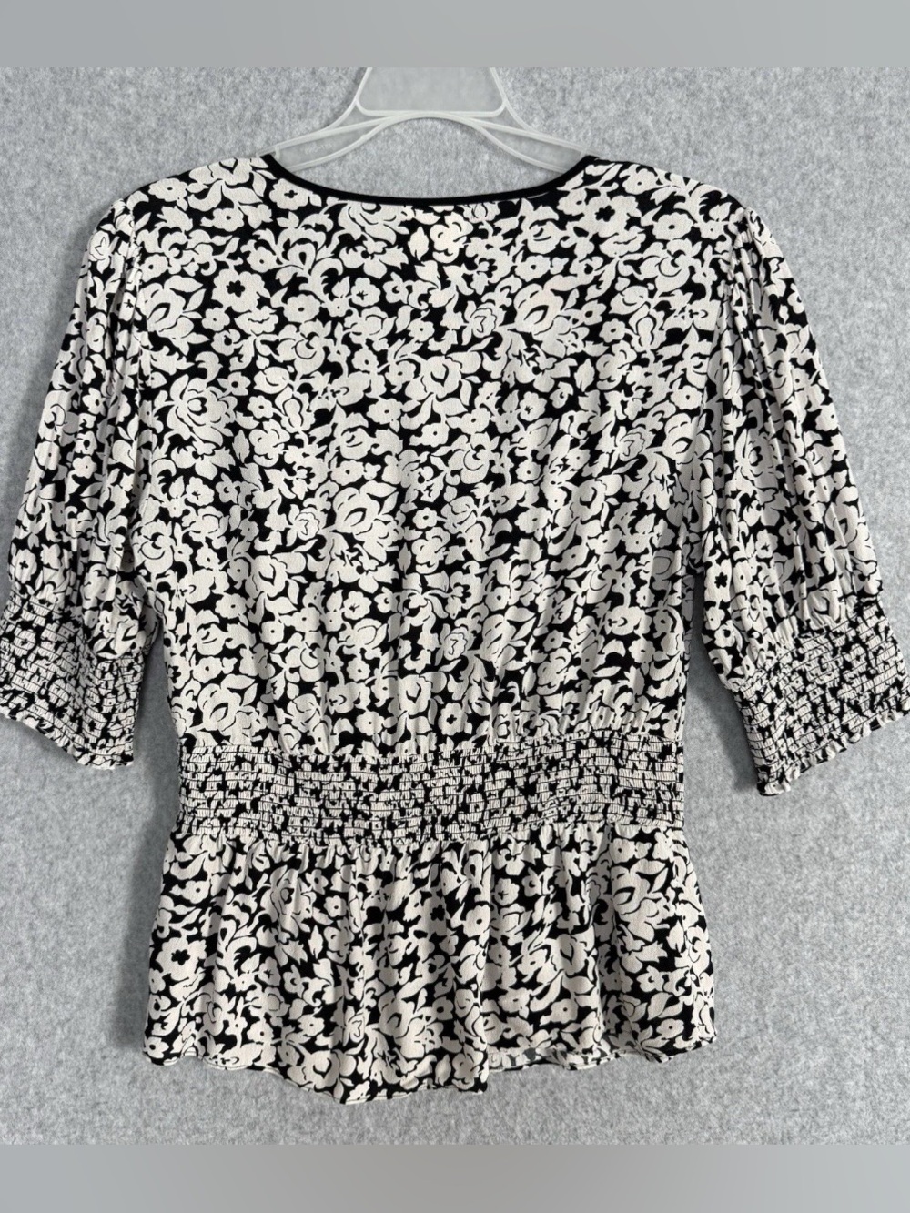 Tracy Reese x Anthropologie Floral Peplum Blouse Black Cream Smocked Waist Small - Picture 7 of 15